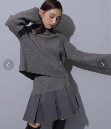 Rirandture 크롭 니트 x 턱 미니 스커트 세트 사이즈 1