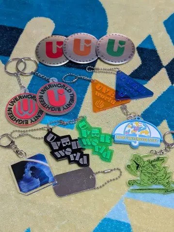 UVERworld 키링 캔뱃지 묶음 판매