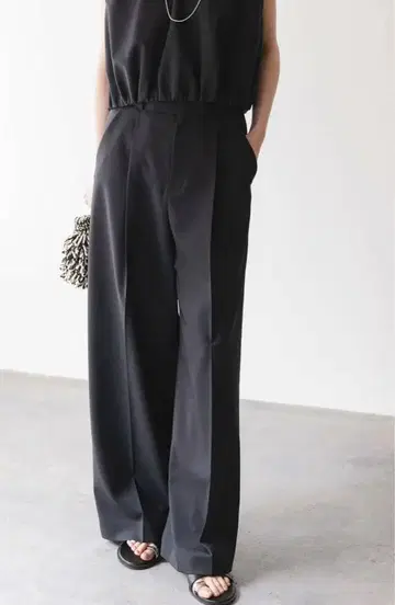 미사용 NOBLE 에스테 트윌 스트레치 슬랙스 팬츠 7 네이비