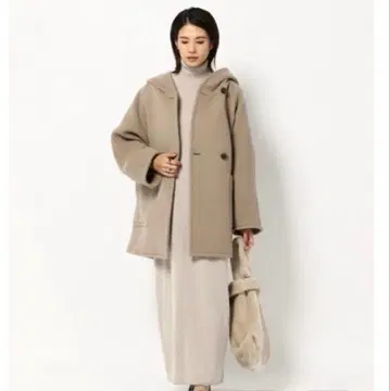 BABYLONE 바빌론 MANTECO 코쿤 실루엣 코트