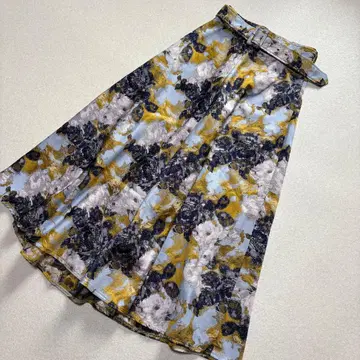 자카드 롱 스커트 스트로베리 필드