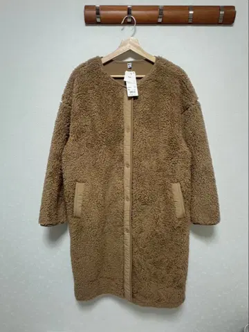 유니클로 미사용 보아 플리스 노카라 코트