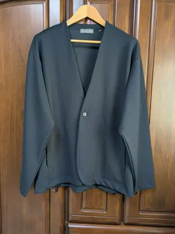 노카라 자켓 다크 네이비 버튼 포함