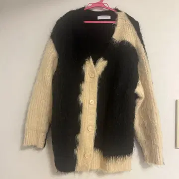 maro 복슬복슬 니트 가디건 블랙 아이보리