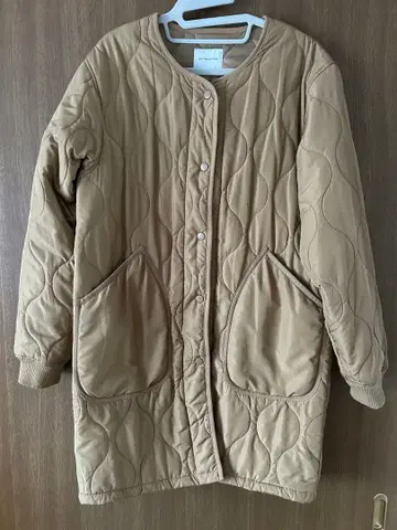 ANTIQULOTHES 베이지 퀼팅 자켓