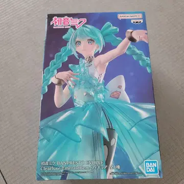 하츠네 미쿠 Clearflux-Emerald Gem 피규어
