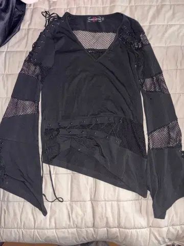 고스로리 계열 해외 브랜드 티셔츠 상의