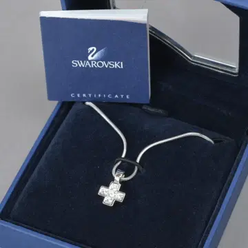 새상품 스와로브스키 십자가 펜던트 큐빅 박스 포함 실버