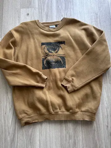 FORMER 그래픽 프린트 맨투맨 M 사이즈