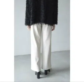 CLANE RIB STRIPE TUCK PANTS