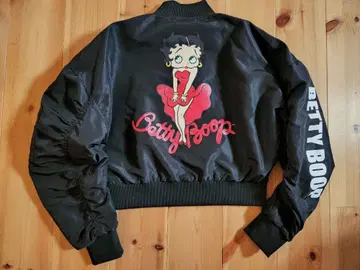Betty Boop MA-1 자켓