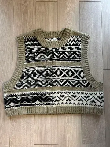 Ungrid 언그리드 자카드 니트 베스트 베이지