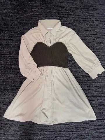 새상품급! 가격 협의 환영! Chico 튜닉 OP 카키