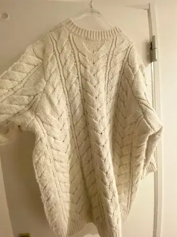 SNIDEL 아이보리 케이블 니트 스웨터 프리 사이즈
