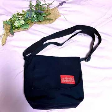 맨해튼 포티지 숄더백 블랙