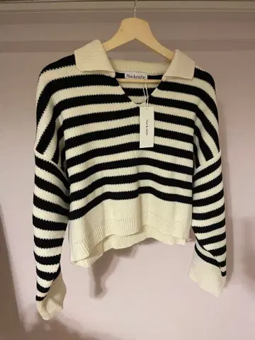 미사용 새상품 Mackenzie 블랙 화이트 보더 니트