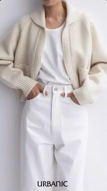 Urbanic 30 Chambery 아이보리 니트 가디건