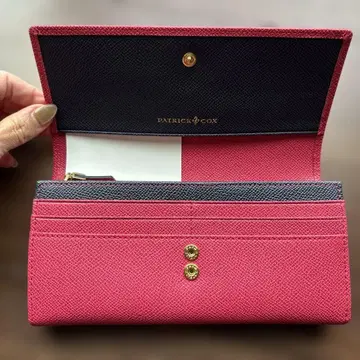 PATRICK COX 핑크 장지갑