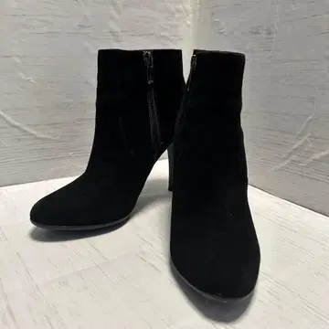 DIANA 블랙 스웨이드 숏부츠 24cm