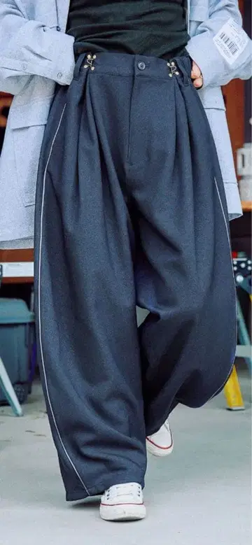 메이크 스태프 티라 허리 턱 팬츠 2