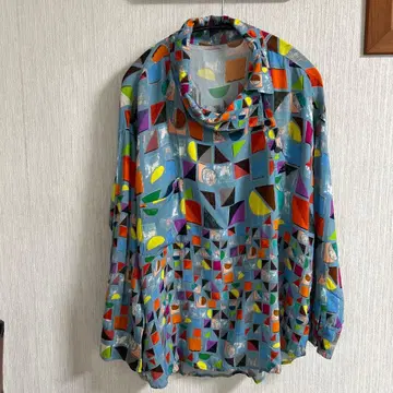 센소유니코 Cube-cube 블라우스