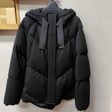 [ 미사용 택 포함 ] 루일 에 부티크 다운 코트