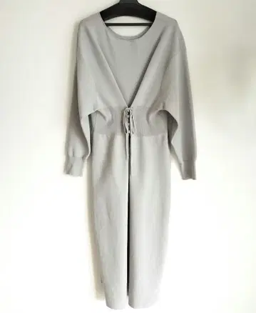 데프레 텐셀 폴리에스테르 레이스업 원피스