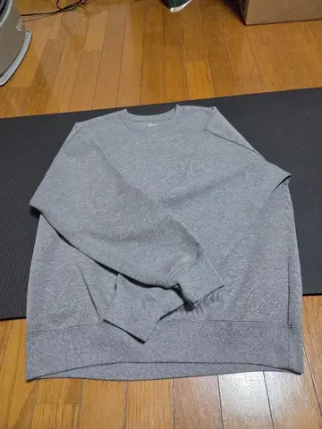 UNIQLO 오버사이즈 스웨트 셔츠