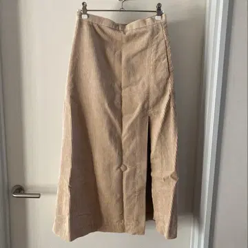 AURALEE 슬릿 타이틀 스커트 굵은 폭 코듀로이 오라리