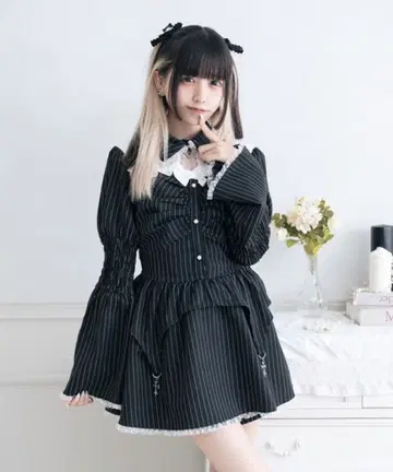 원피스 고딕 크롬 콤비네종 Pel elfy