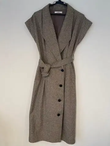 스나이델 베스트 원피스 브라운 계열 허리 벨트 포함