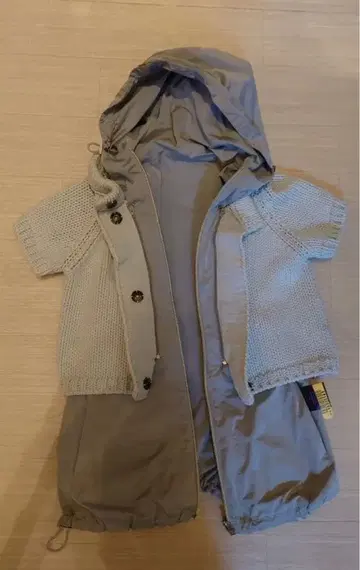 후드 부착 그레이 자켓