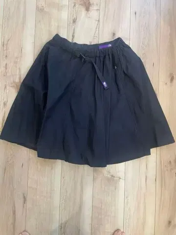 The North Face 블랙 스커트