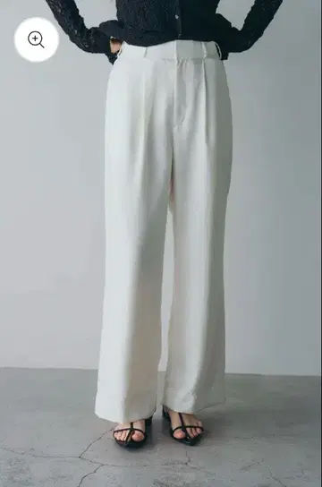 택 포함 새상품 CARLA 카라 Satin wide pants White