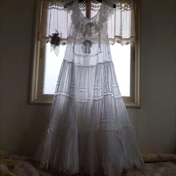 사에라 히스클로네의 원피스