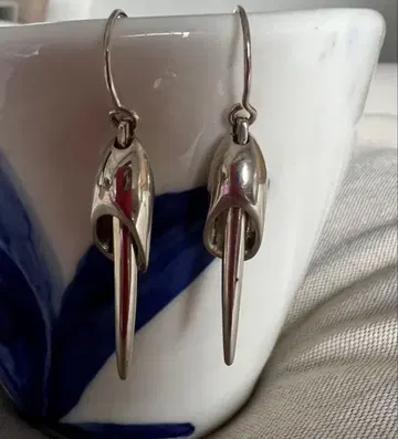 JOAQUIN BERAO 귀걸이 호아킨 베라오