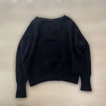 Liesse 리에스 페렛 V넥 니트 스웨터