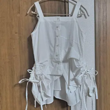 un3d. 화이트 개더 셔츠