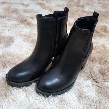 사이드 고어 부츠 블랙 중간 힐