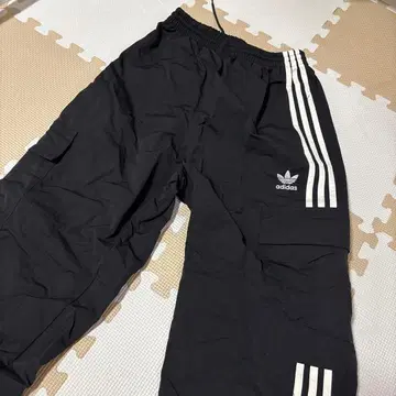 미사용 adidas 블랙 저지 3 라인