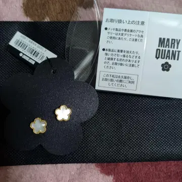 [ 미사용 새상품 ] MARY QUANT 밀프레임 귀걸이 ( 골드 )