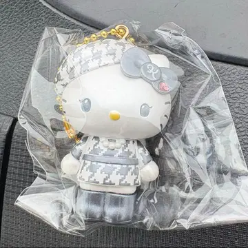 시크릿 마스코트 참 (흑백 걸리시 쌍둥이 코디) 헬로키티