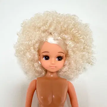 리카짱 캐슬 리카짱 아프로 일광화상 피부