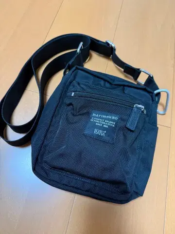 마리메꼬 숄더백 블랙