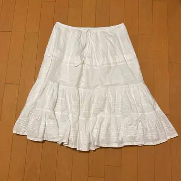 DKNY 플레어 스커트