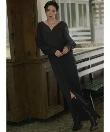 Aimeine 메인 루프 버튼 백 오픈 I 라인 원피스