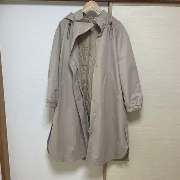 모토마치 제라르 발수 방풍 후드 코트 퀼팅 코트 포함 베이지
