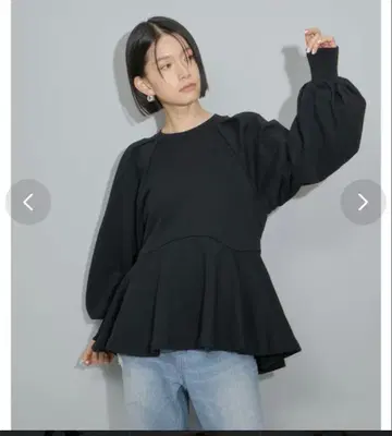 ADAM ET ROPE' FEMME 턱 슬리브 페플럼 맨투맨