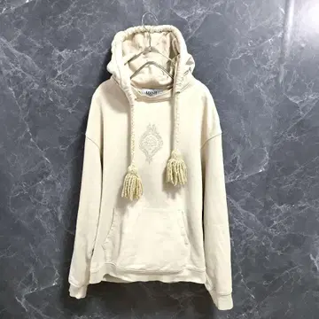 ADISH 아디쉬 태슬 후드티