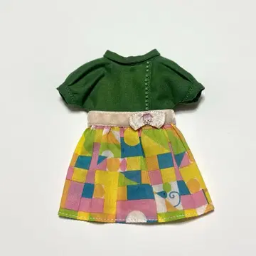 네오 브라이스 아웃핏 작가님 호저 살롱에서